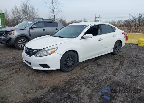 2017 Nissan Altima 2.5/2.5 S/2.5 Sl/2.5 Sr/2.5 Sv z USA, uszkodzony, nr VIN 1N4AL3AP4HN304364